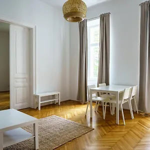 Naschmarkt Apartamento Viena